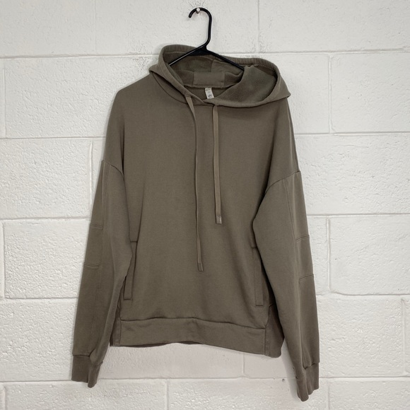 alo yoga army green hoodie sweater women’s size small - Picture 3 of 10
